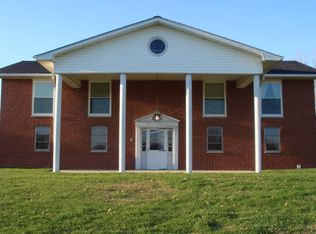 406 Hill Ct, Washington, IN 47501