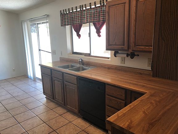 3rd image of 4549 N 101st Ave