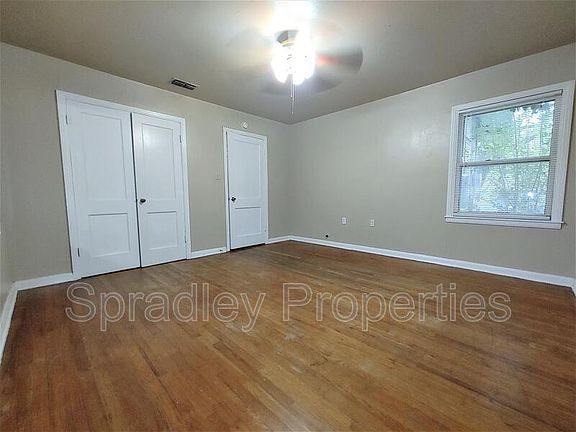 5th image of 2301 Herrington St