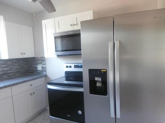 4th image of 3903 Zinsle Ave