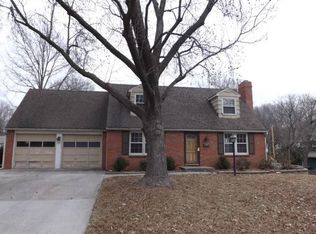 5641 Roeland Dr, Roeland Park, KS 66205