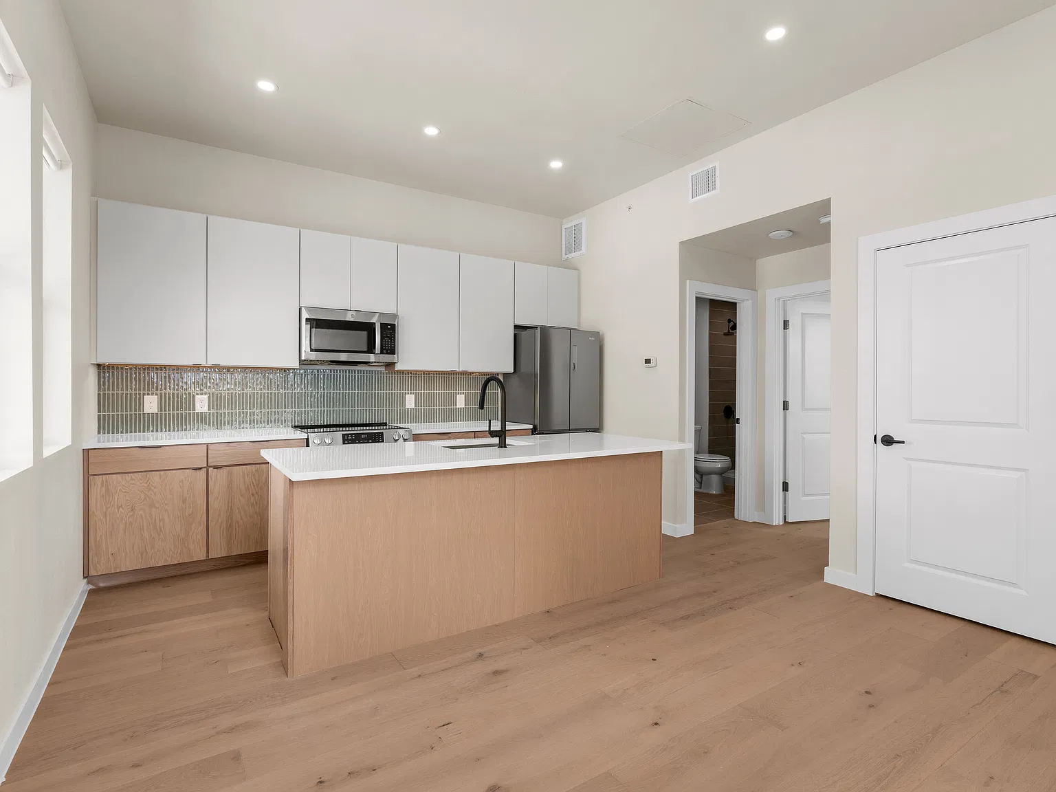 1 bed, 540 sqft, $1,580 — Photo 2