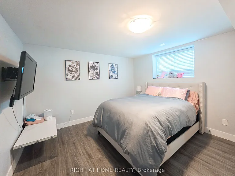 218 Celina St #LOWER — Photo 10