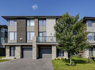 145 Boundstone Way, Ottawa, ON K2T0M4