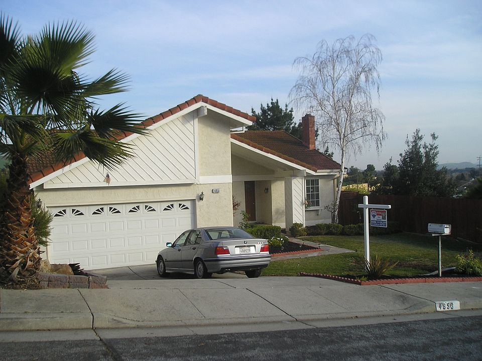 1st image of 4856 Cloud Dr