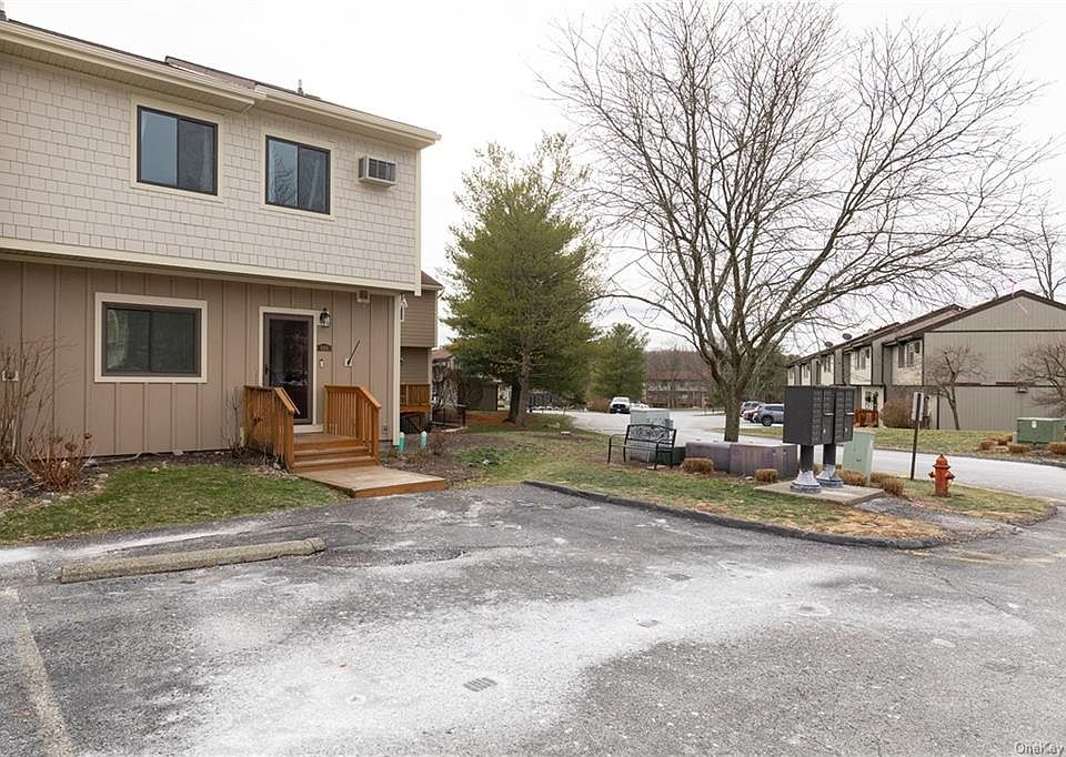 6308 Chelsea Cove N, Hopewell Junction, NY 12533 Zillow