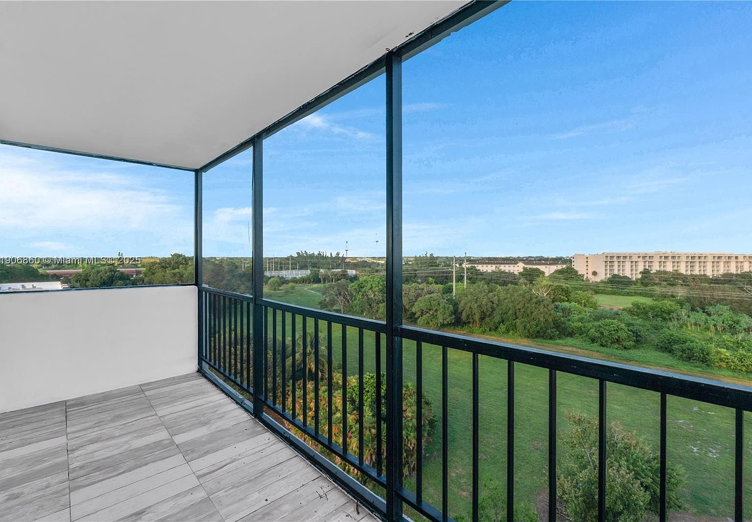 4164 Inverrary Dr APT 801