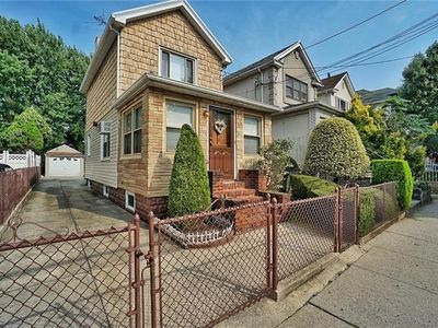 1777 E 51st St, Brooklyn, NY, 11234
