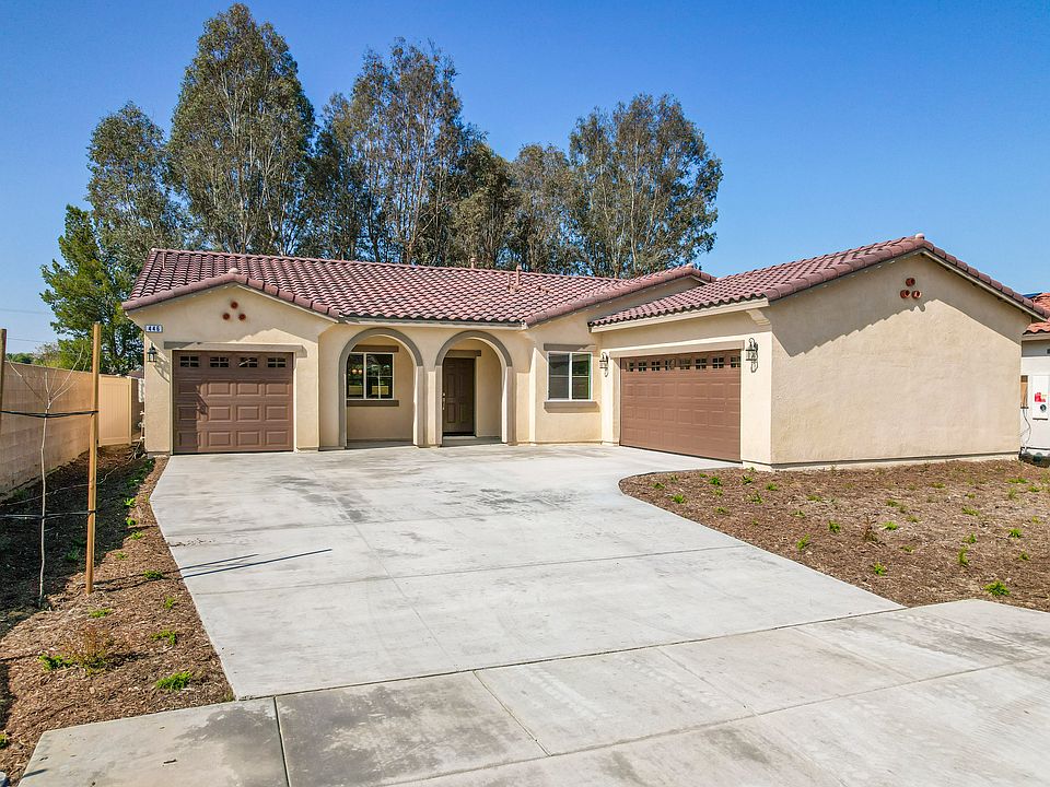 1st image of 446 W Camellia Way