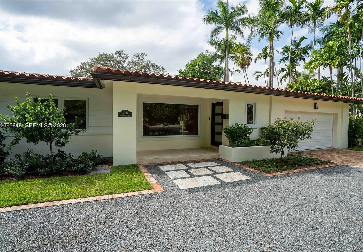 Coral Gables Riviera Sec — Photo 3