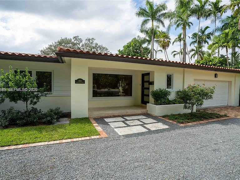 4150 Monserrate St — Photo 3