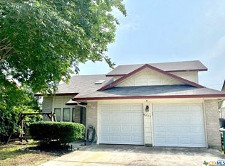 203 Spur Dr, Victoria, TX 77904