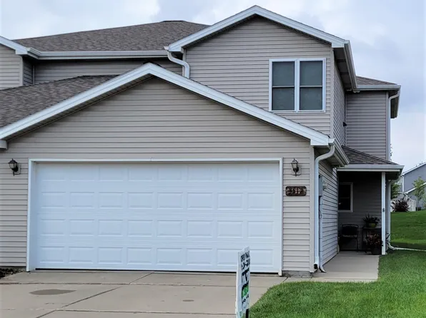 3512 McLaughlin Dr, Lincoln, NE 68516