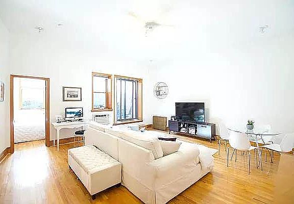 2nd image of 324 W 77th St APT 4-B
