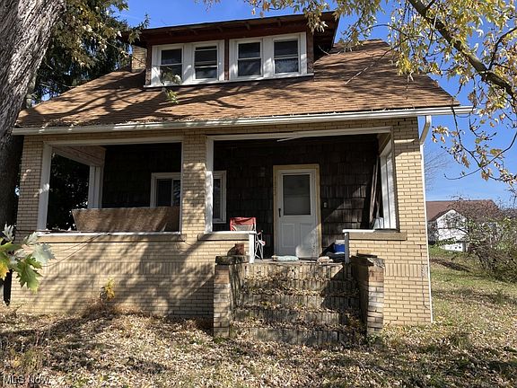 3rd image of 1822 Lisbon St