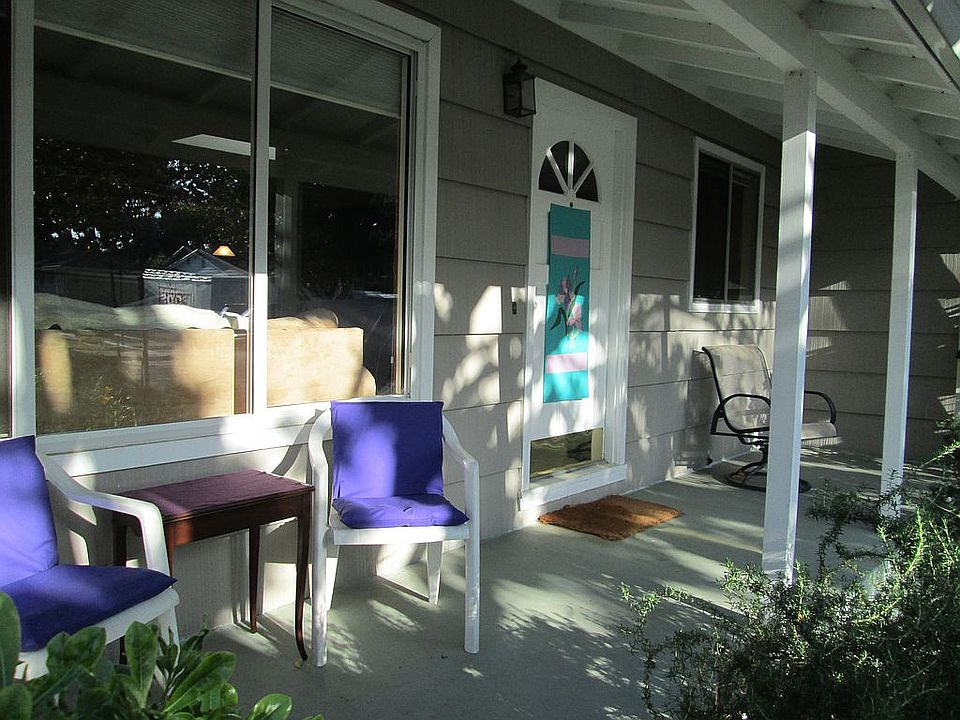 2nd image of 1617 Alison Ave