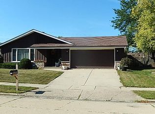 4714 71st St, Kenosha, WI 53142