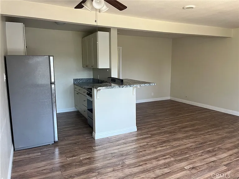 626 N Anna Dr — Photo 2