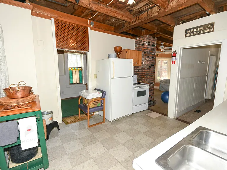 18 Bridge St #2 — Photo 8