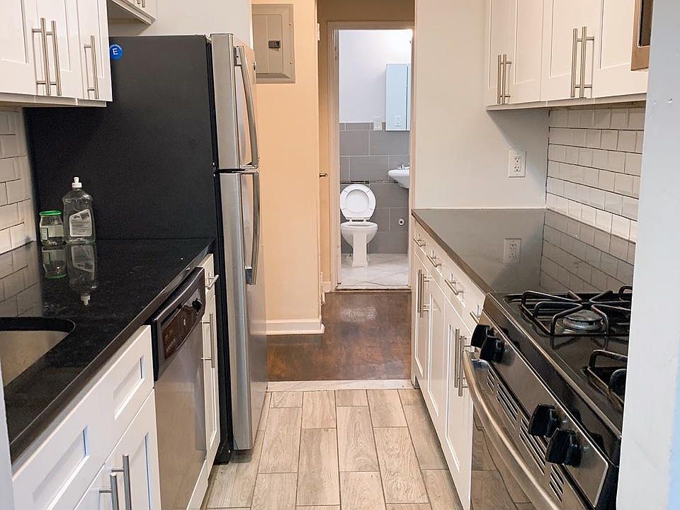 1st image of 3324 Parsons Blvd APT 3F