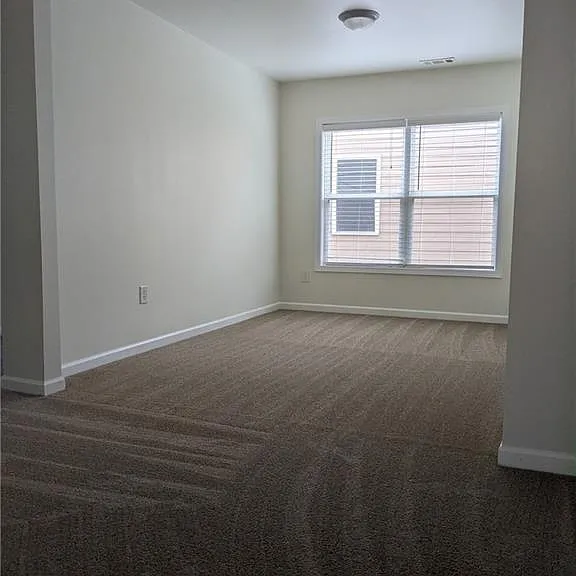 5615 Crestwick Way — Photo 11