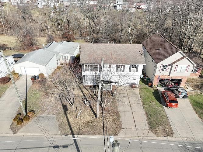 1st image of 94 Goodridge Dr