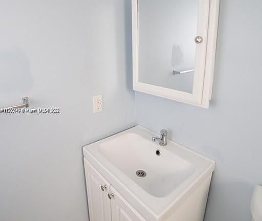 5th image of 53 NE 49th St #8A