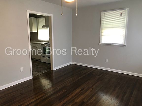 5th image of 2103 Shirleydale Ave