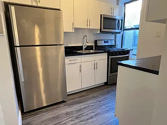 11-14 46th Avenue, #4C