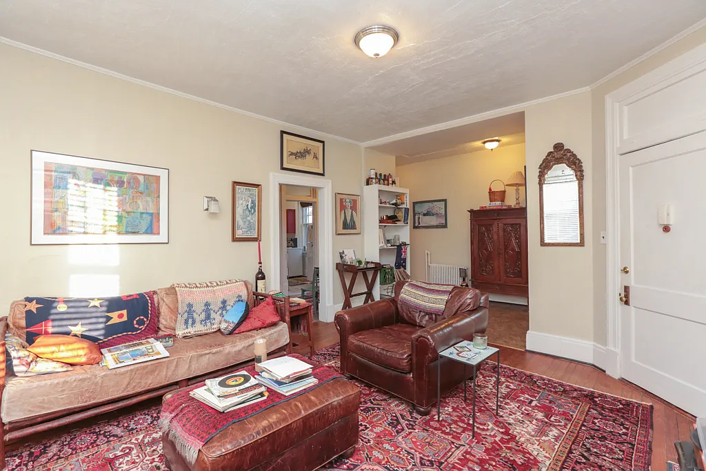 1 bed, 1100 sqft, $1,700 — Photo 1