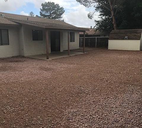 3rd image of 4611 E Diablo Dr