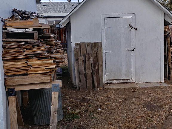 5th image of 100 Sherri Dr