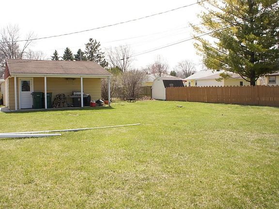 Spacious Yard