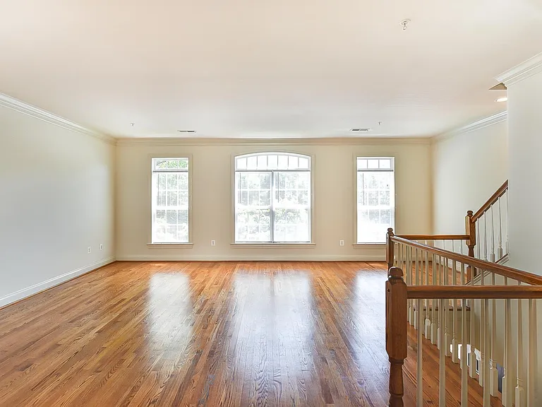 3422 Wilson Blvd — Photo 14