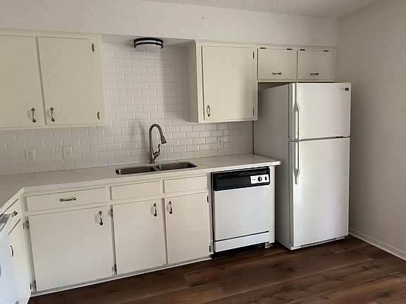 3rd image of 101 Willenberg Rd #5