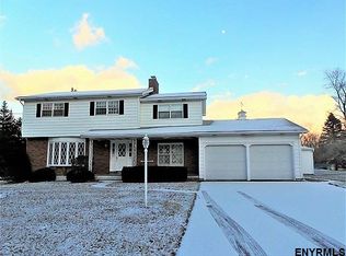 15 Judd Ln, Wynantskill, NY 12198