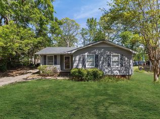 103 Faunawood Dr, Simpsonville, SC 29680