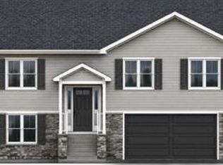 1902 Parker Ln, Vinton, VA 24179