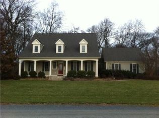 13147 Forest Green Ln, Lovettsville, VA