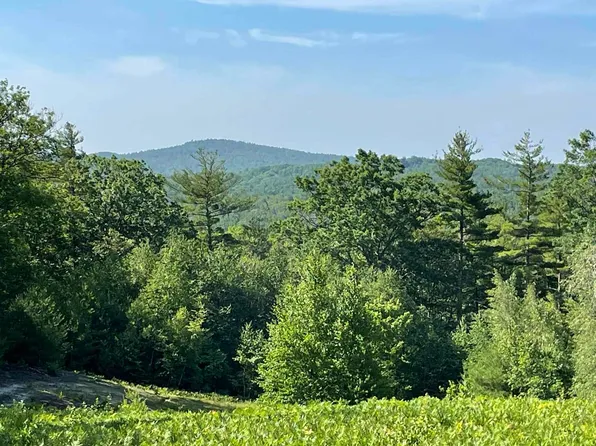 000 Stonegate Farm Road, Temple, NH 03084