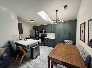 2764 Condor Creek Ln, Ontario, CA 91761