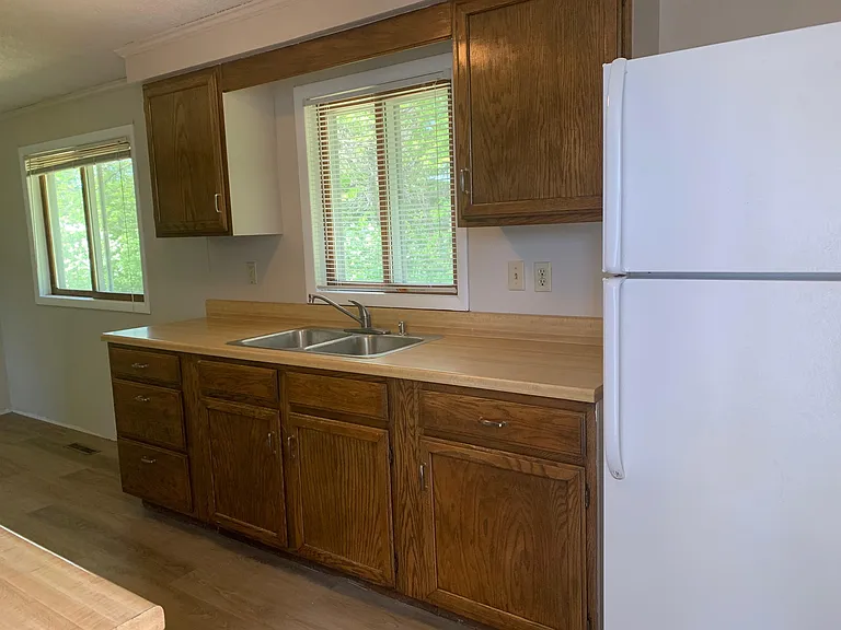 1405 Alexander Ave — Photo 3