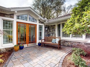 338 W Ridgewood Ave, Ridgewood, NJ 07450