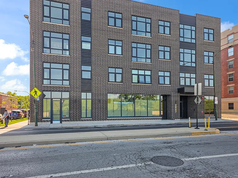 2807 S Halsted St #410 — Photo 1