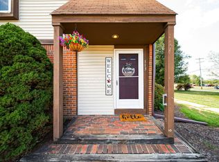 113 Price Rd, Newark, OH 43055