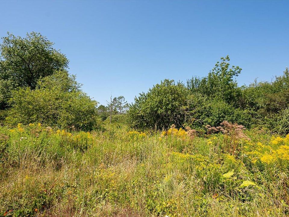 2nd image of 78 Old County Road