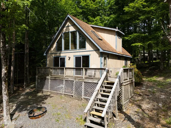 72 Woodridge Dr, Lake Ariel, PA 18436
