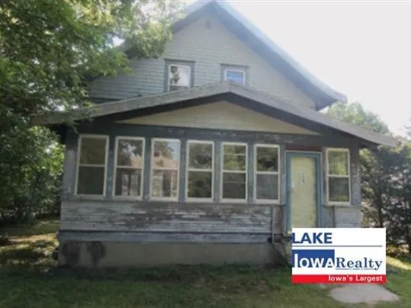 210 Fertile St, Hanlontown, IA 50444