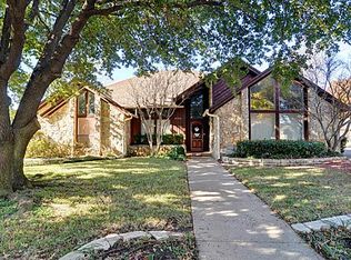 2208 Fall River Dr, Arlington, TX 76006