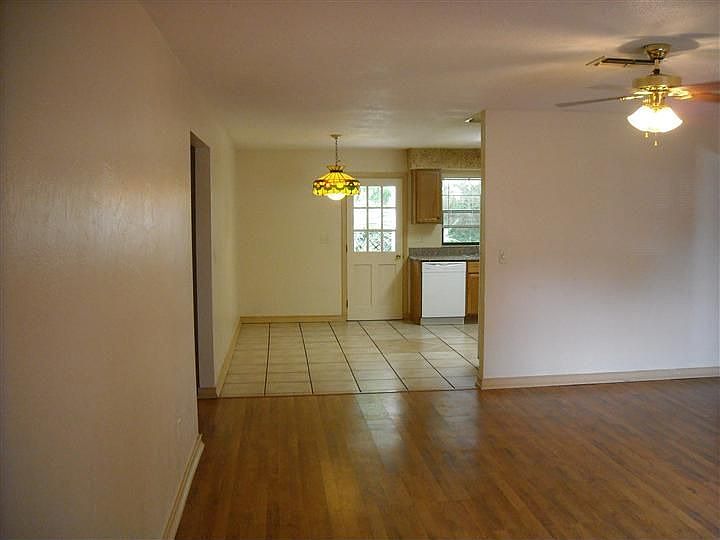 1st image of 82 Florida Park Dr